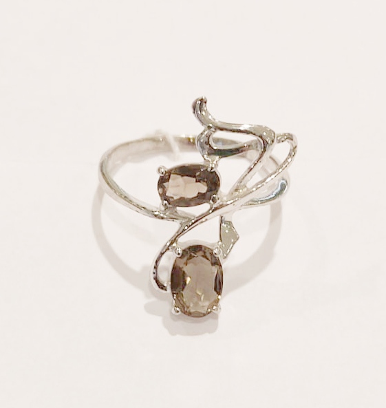 Серебряное кольцо к-2047
