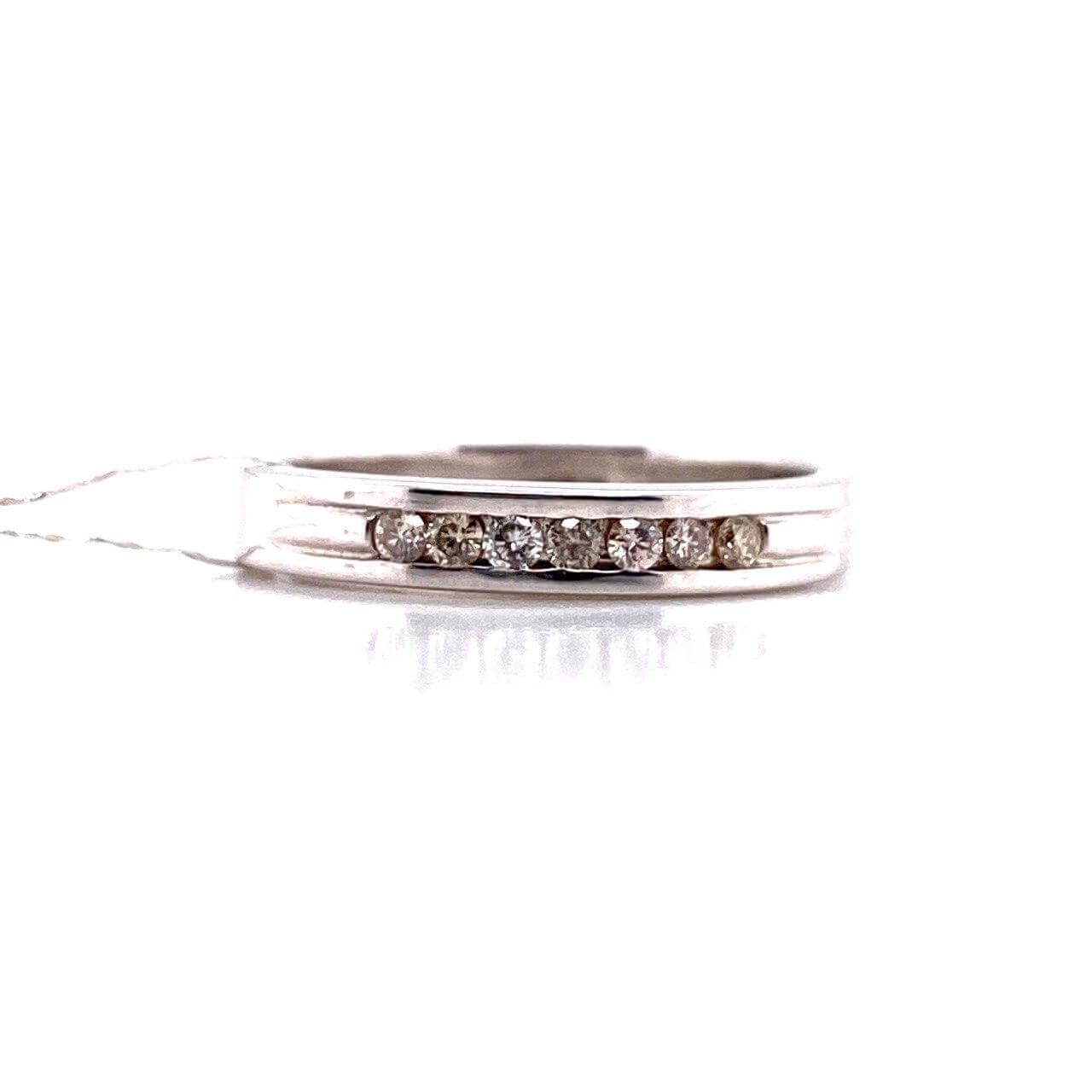 Обручальное кольцо из белого золота с бриллиантом БПК-11041-1-0,18