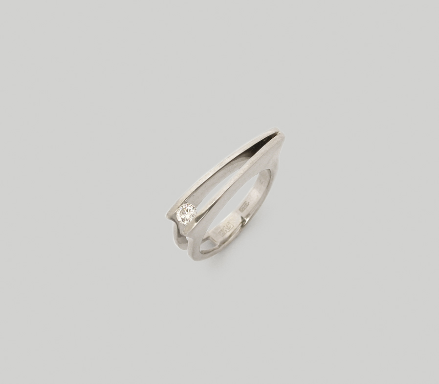 Кольцо из белого золота с бриллиантом МЭЮЗ 03118 03118